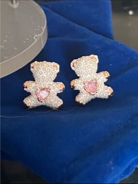925 Sterling Silver with Rosegold plating teddy bear earrings with swarovski